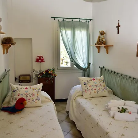 I 99 Olivi * Imperia